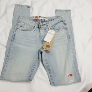 Levi 711 skinny in bloom jeans